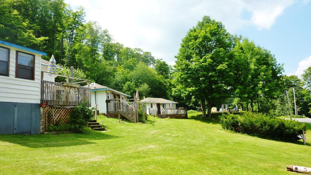 Silver Springs Cottage Resort Harcourt Exterior foto