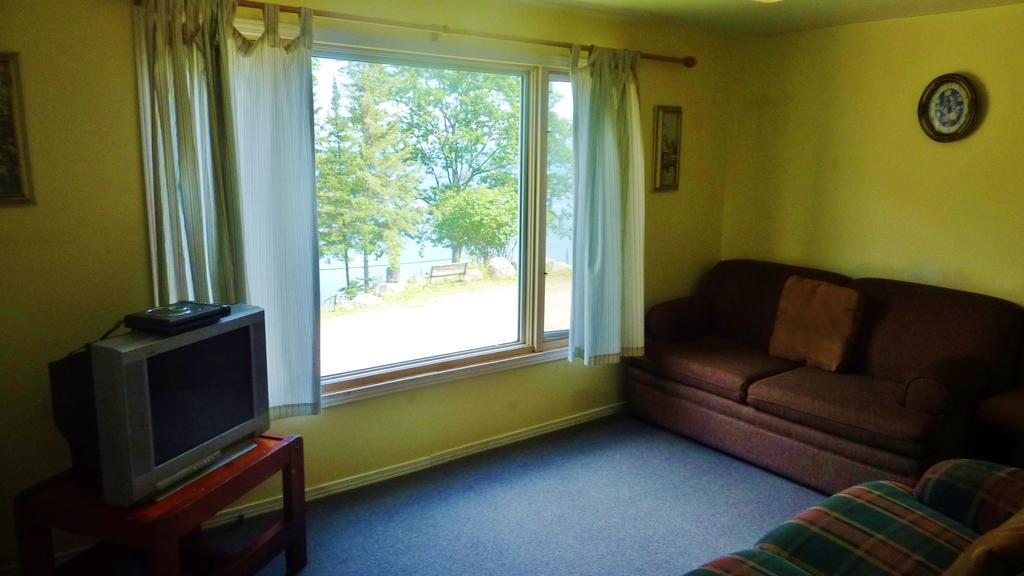 Silver Springs Cottage Resort Harcourt Exterior foto