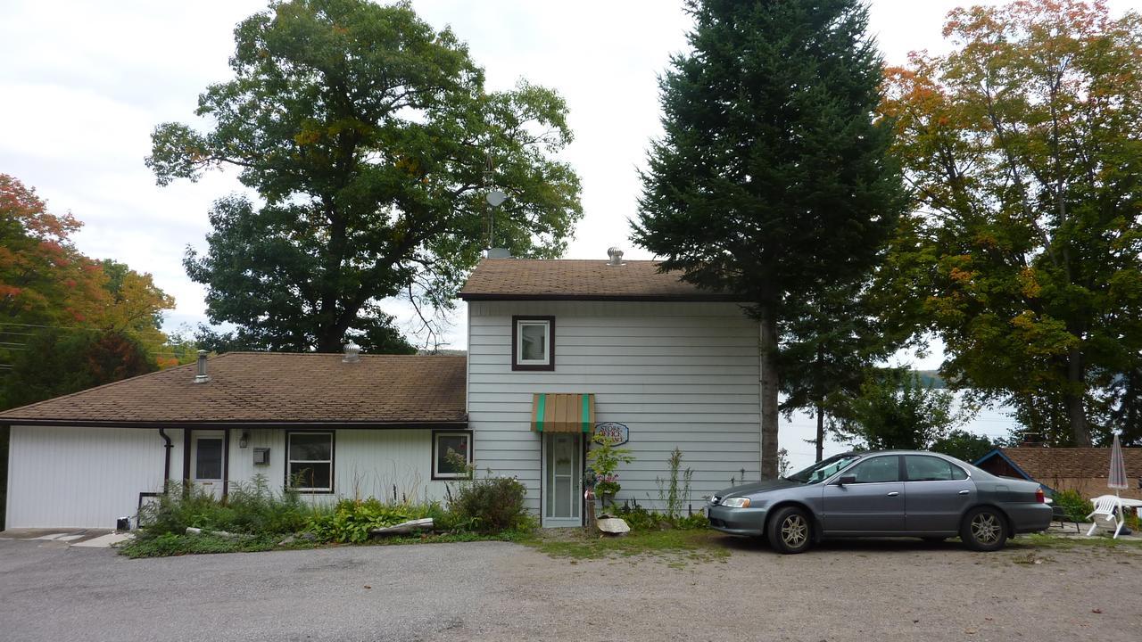 Silver Springs Cottage Resort Harcourt Exterior foto